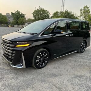 Toyota Vellfire Executive Lounge 2024 in Delhi NCR – Luxury Travel
