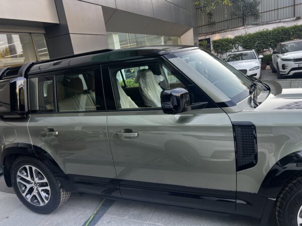 Land Rover Defender Rental in Delhi NCR | Weddings, Corporate & Outstation Travel - Image 6