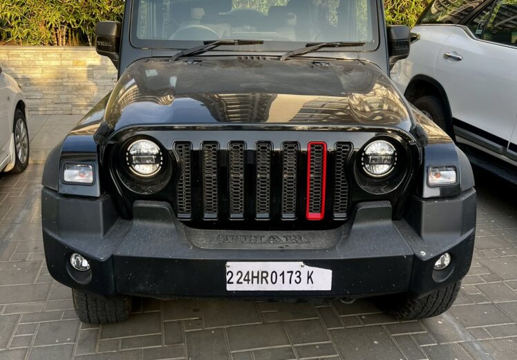Mahindra-Thar-Hardtop-black-Hastil.com_
